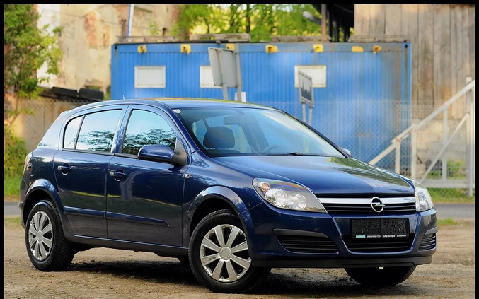 Opel Astra cena 10800 przebieg: 229047, rok produkcji 2007 z Świdnica małe 254